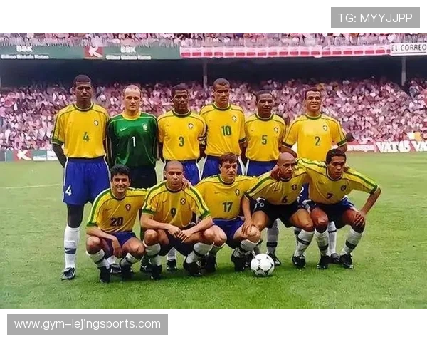 足球黄金一代球星回顾 1998年世界杯的传奇与辉煌